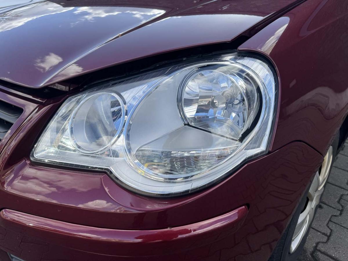 VW Polo 9N3 original Scheinwerfer vorn links Halogen Bj.2005